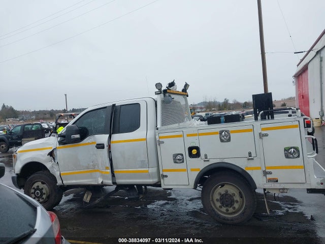 Ford F-250 Xl 2019 1FT7X2B64KEG11825 Image 14