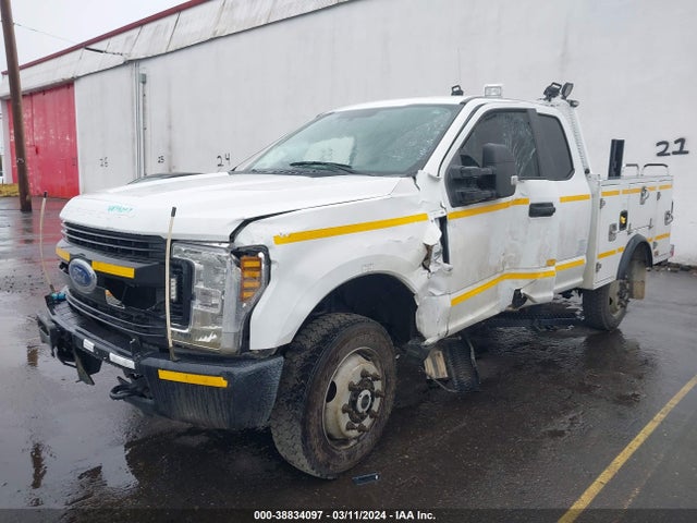 Ford F-250 Xl 2019 1FT7X2B64KEG11825 Image 2
