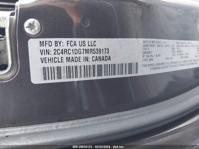 2C4RC1DG7MR539173 Chrysler Voyager Lxi
