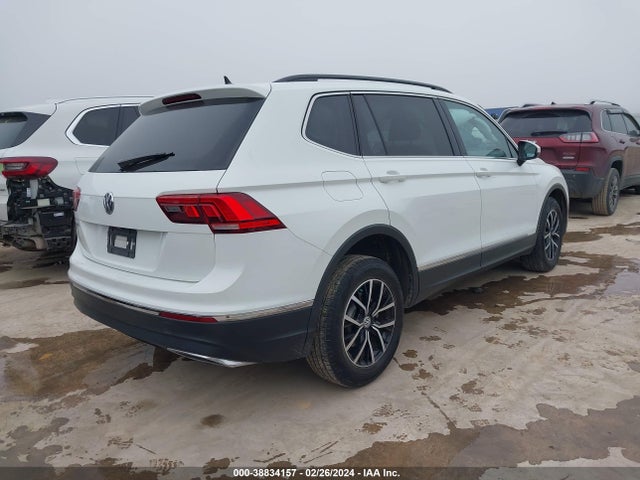 3VV3B7AX3MM134937 Volkswagen Tiguan 2.0t Se/2.0t Se R-line Black/2.0t Sel