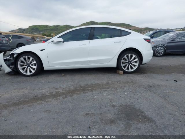 5YJ3E1EA3JF047516 Tesla Model 3 Long Range/mid Range