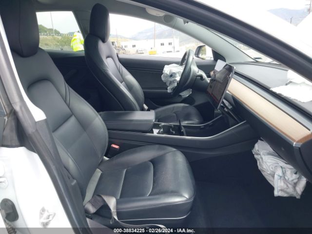5YJ3E1EA3JF047516 Tesla Model 3 Long Range/mid Range