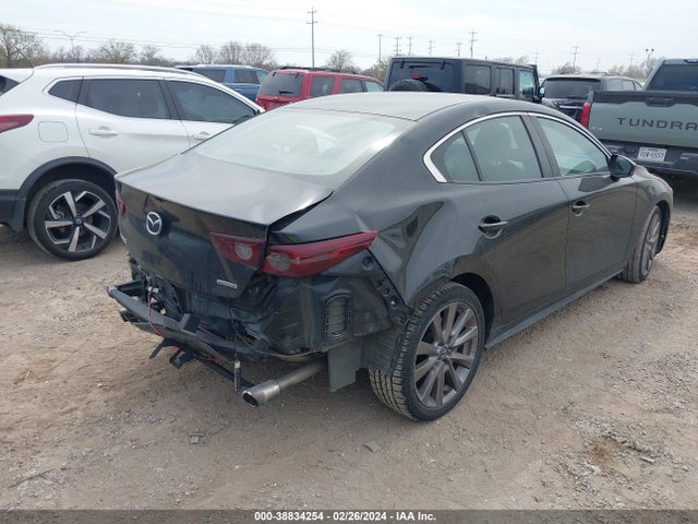 3MZBPABM3MM208223 Mazda Mazda3 Select