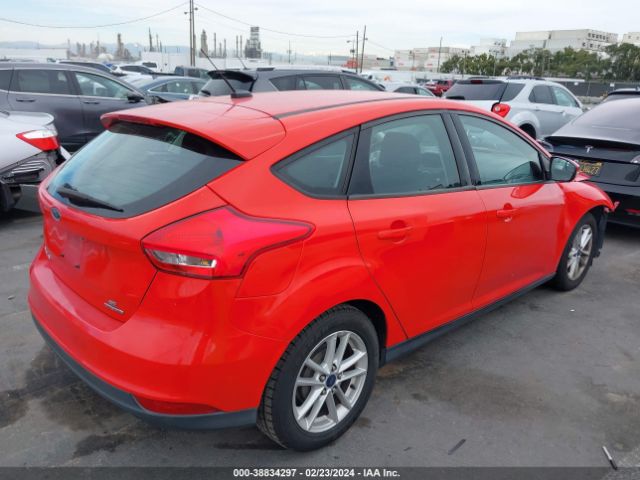 1FADP3K20GL301900 Ford FOCUS SE