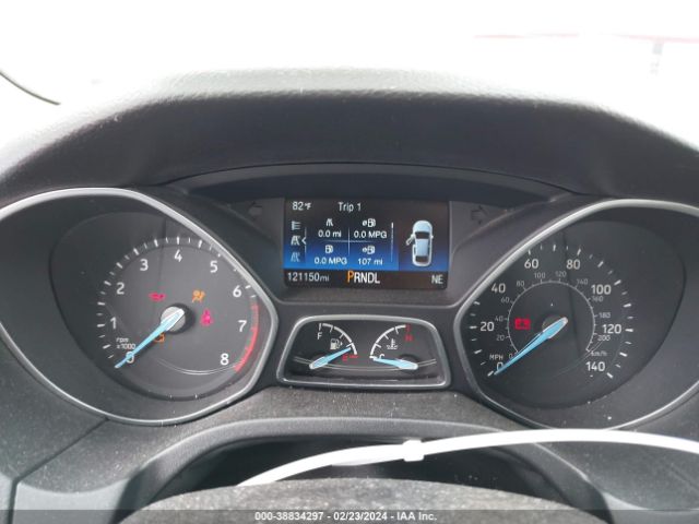 1FADP3K20GL301900 Ford FOCUS SE