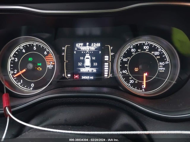 1C4PJLCB6KD264054 Jeep Cherokee Latitude Fwd