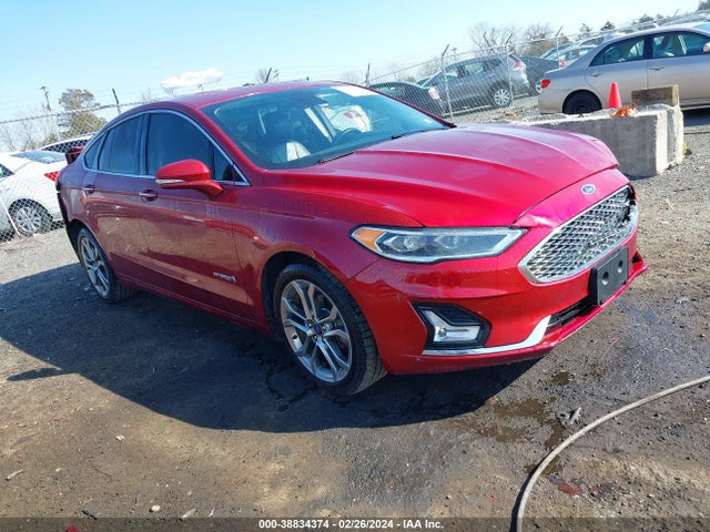 2019 3FA6P0RU1KR241568 главное изображение