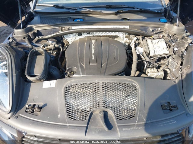 2020 PORSCHE MACAN WP1AA2A53LLB05074 Photo 9