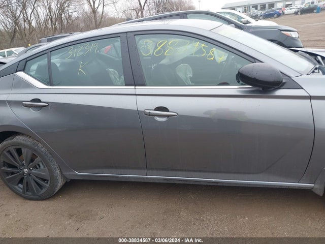 Nissan Altima Sr Intelligent Awd 2022 1N4BL4CW3NN312319 Image 13