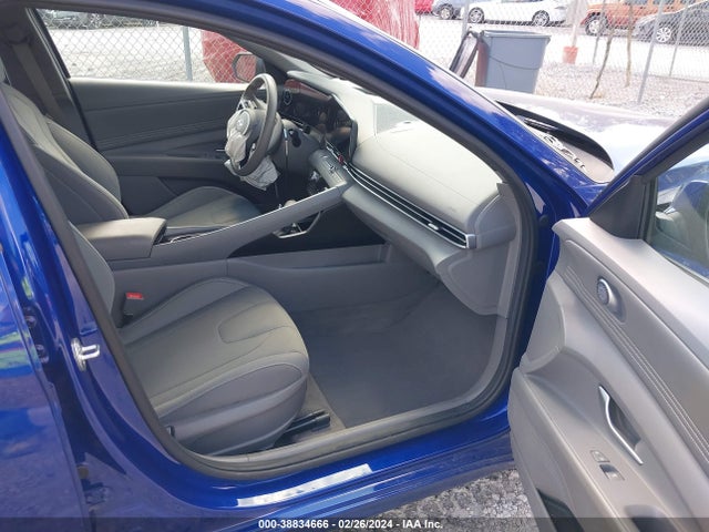 Hyundai ELANTRA SEL 2023 5NPLS4AG3PH116669 Image 5