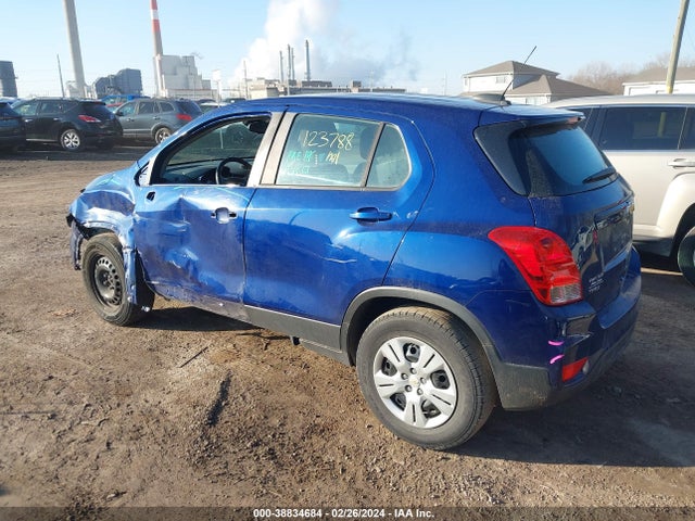 Chevrolet TRAX LS 2017 3GNCJKSB9HL132068 Image 3