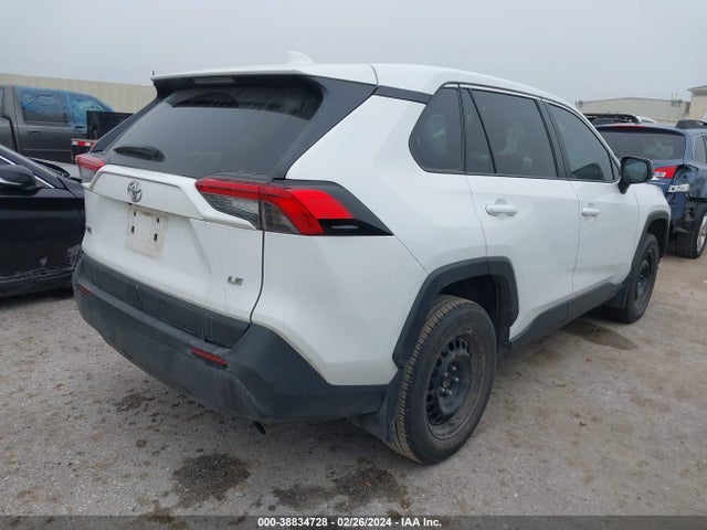 Toyota RAV4 LE 2022 2T3H1RFV8NC200992 Image 4