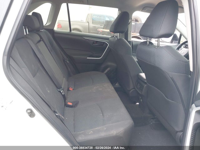 Toyota RAV4 LE 2022 2T3H1RFV8NC200992 Image 8
