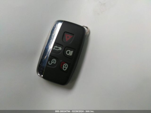 SALRGBBV4HA041480 Land Rover Discovery Se