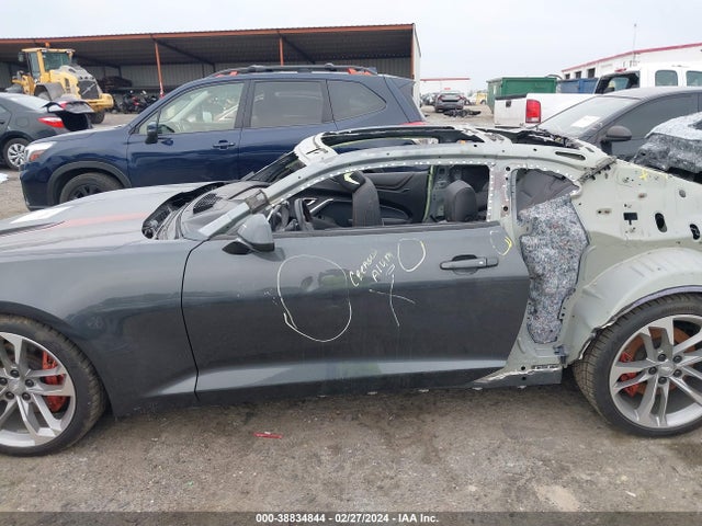 Chevrolet CAMARO 2SS 2017 1G1FG1R75H0166451 Image 15