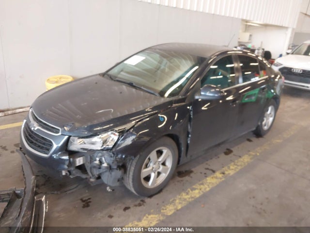 Chevrolet Cruze 1lt Auto 2015 1G1PC5SB0F7210981 Image 2