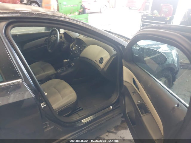 Chevrolet Cruze 1lt Auto 2015 1G1PC5SB0F7210981 Image 5