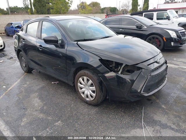 2019 3MYDLBYV1KY524997 main image