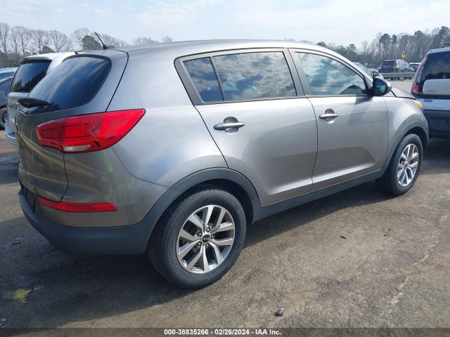 KIA Sportage Lx 2016 KNDPB3AC6G7855869 Image 4