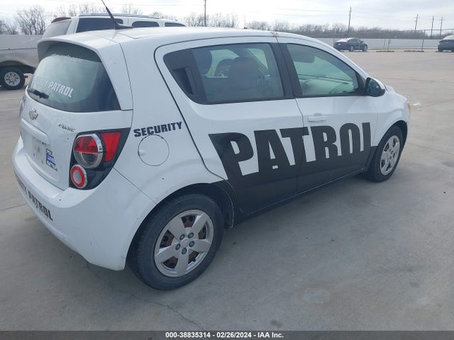 Chevrolet Sonic Ls Auto 2014 1G1JA6SH6E4127190 Image 4