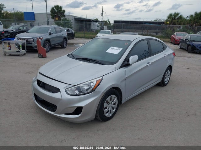 Hyundai ACCENT SE 2017 KMHCT4AE5HU179321 Image 2