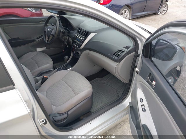 Hyundai ACCENT SE 2017 KMHCT4AE5HU179321 Image 5