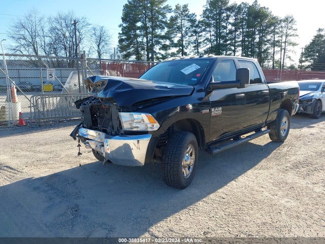 3C6UR5CJ7HG502284 RAM 2500 Tradesman  4x4 6'4 Box