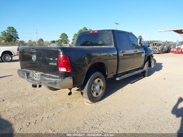 3C6UR5CJ7HG502284 RAM 2500 Tradesman  4x4 6'4 Box