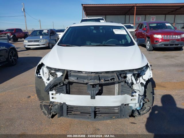 1G1ZB5ST4LF138494 Chevrolet Malibu Fwd Ls