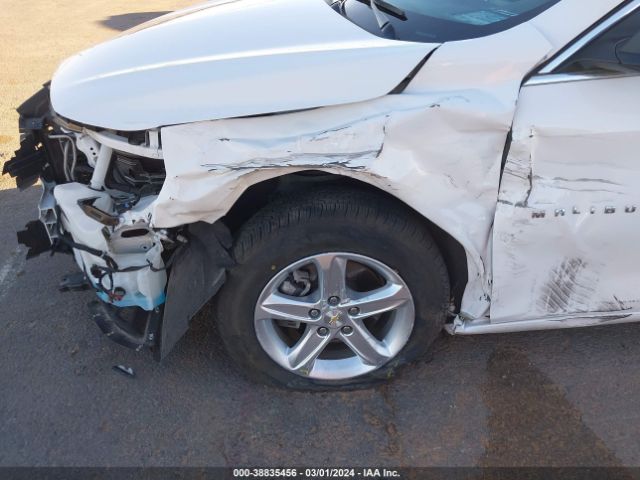 1G1ZB5ST4LF138494 Chevrolet Malibu Fwd Ls
