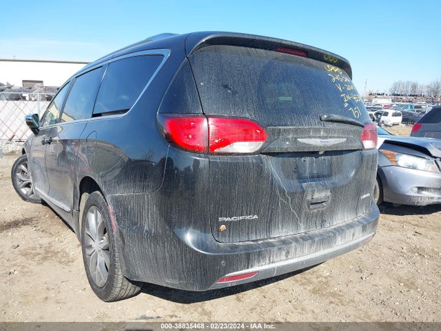 Chrysler Pacifica Limited 2018 2C4RC1GG8JR132003 Image 3