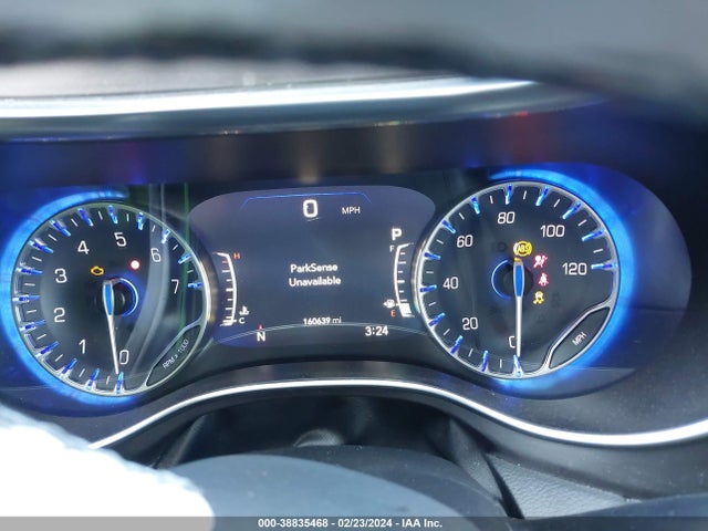 Chrysler Pacifica Limited 2018 2C4RC1GG8JR132003 Image 7