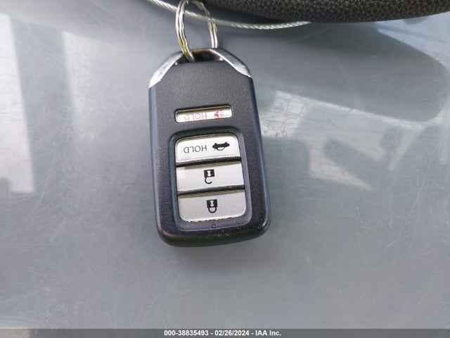 Honda ACCORD LX 2018 1HGCV1F1XJA045965 Image 11