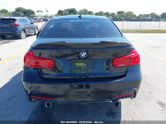 BMW 340i 2018 WBA8B3G57JNV01534 Image 17