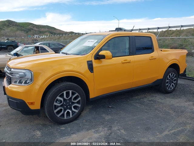 Ford Maverick Lariat 2023 3FTTW8E33PRA71877 Image 2
