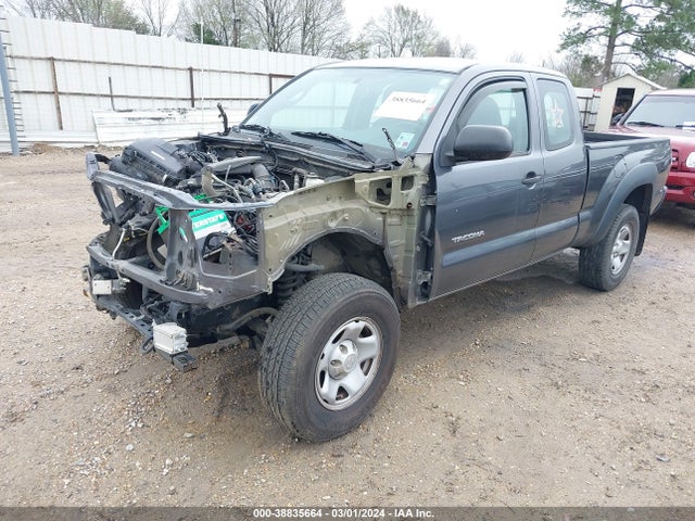 Toyota Tacoma Prerunner 2014 5TFTX4GN5EX031034 Image 2