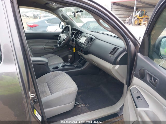 Toyota Tacoma Prerunner 2014 5TFTX4GN5EX031034 Image 5