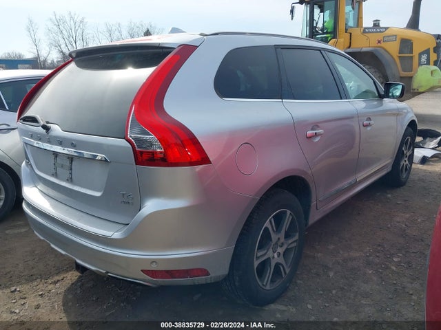 Volvo Xc60 T6 2015 YV4902RK8F2706814 Image 4