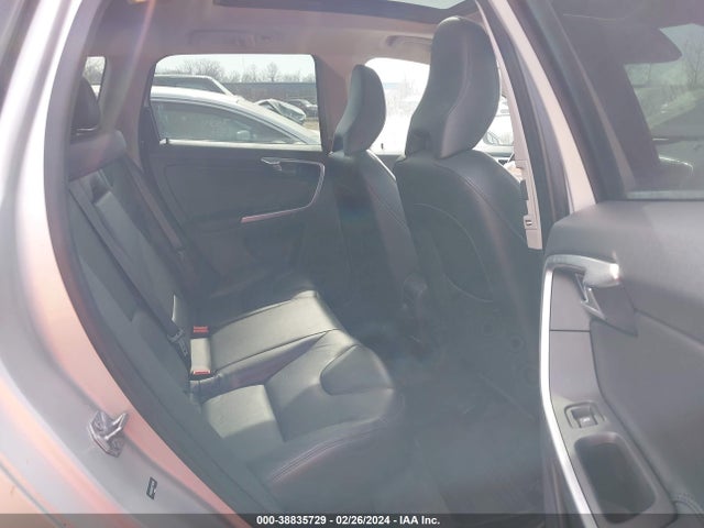 Volvo Xc60 T6 2015 YV4902RK8F2706814 Image 8