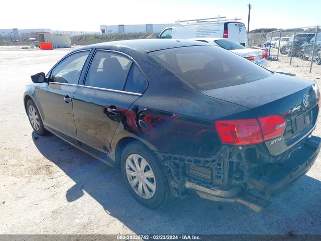 3VW1K7AJ4EM388527 Volkswagen Jetta 2.0l S
