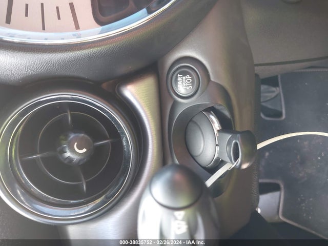 2013 MINI CONVERTIBLE WMWZP3C58DT705089 Photo 10