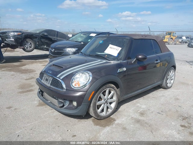 2013 MINI CONVERTIBLE WMWZP3C58DT705089 Photo 1