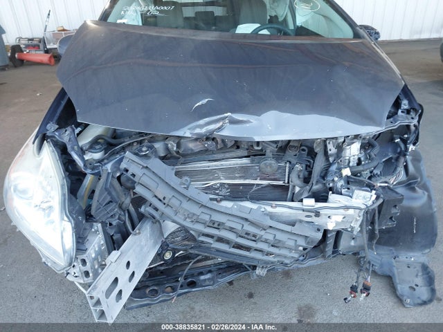 Toyota Prius Two 2014 JTDKN3DU3E0390687 Image 6