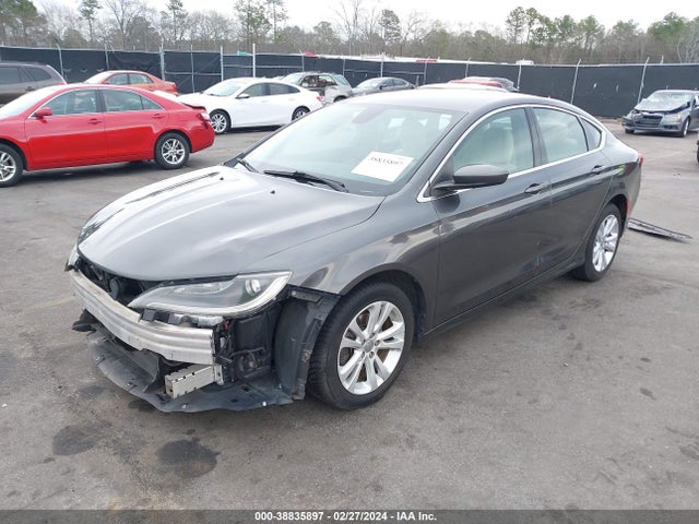Chrysler 200 Limited 2015 1C3CCCAB3FN619164 Image 2