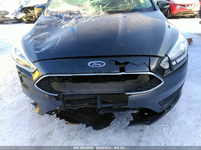 Ford FOCUS SE 2017 1FADP3F24HL223617 Image 6