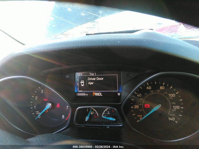 Ford FOCUS SE 2017 1FADP3F24HL223617 Image 7