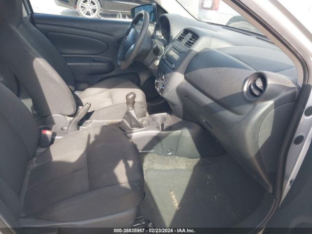 3N1CN7AP7GL882528 Nissan Versa 1.6 S