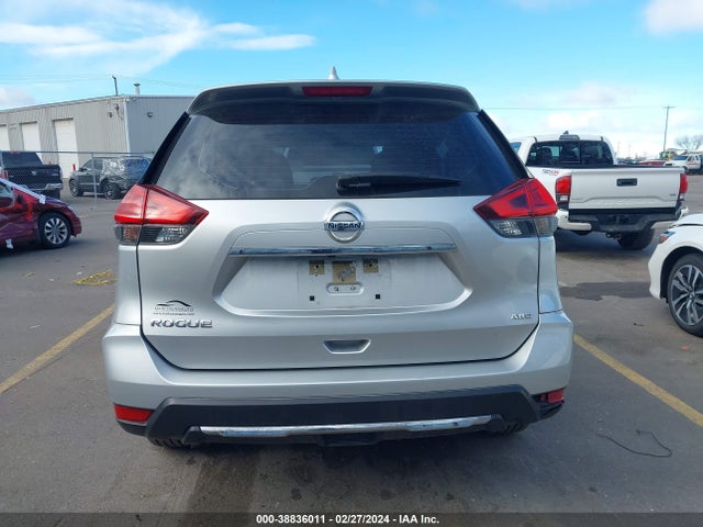 Nissan ROGUE S 2017 JN8AT2MV5HW276670 Image 16