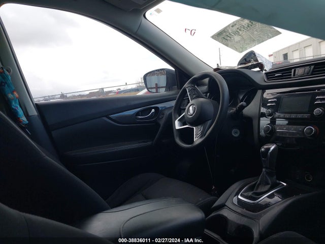 Nissan ROGUE S 2017 JN8AT2MV5HW276670 Image 5