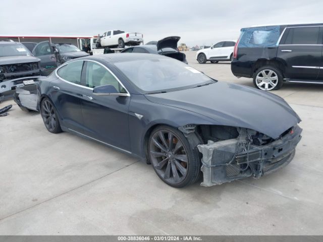 38836046 :رقم المزاد ، 5YJSA1DPXDFP17337 vin ، 2013 Tesla Model S Performance مزاد بيع